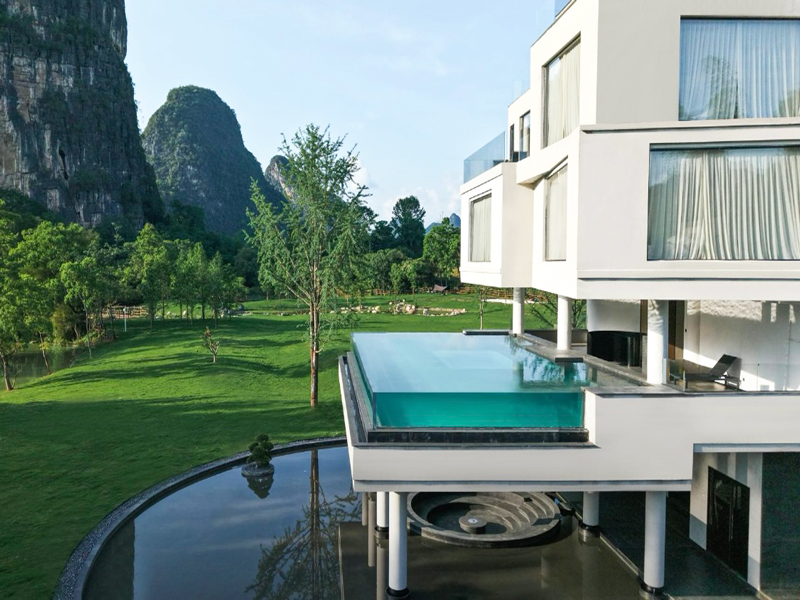 infinity pool