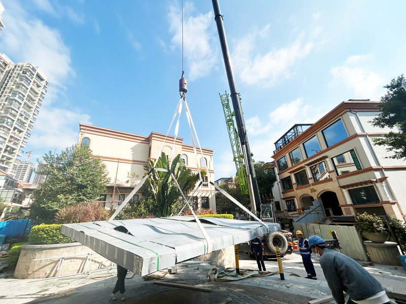 Jiangsu JinSui Acrylic Successfully Delivers Shenzhen Long'an Villa Sea Water Tank Project: Large-Scale Acrylic Tunnel and Viewport Put into Use